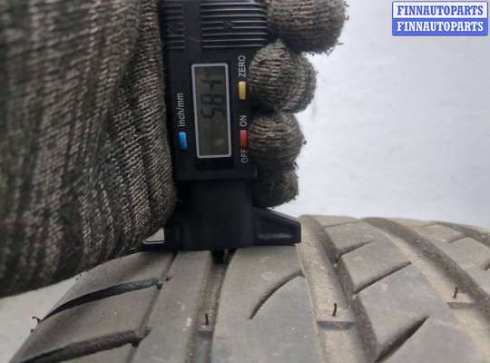 купить Пара шин на Volvo V50 2004-2012