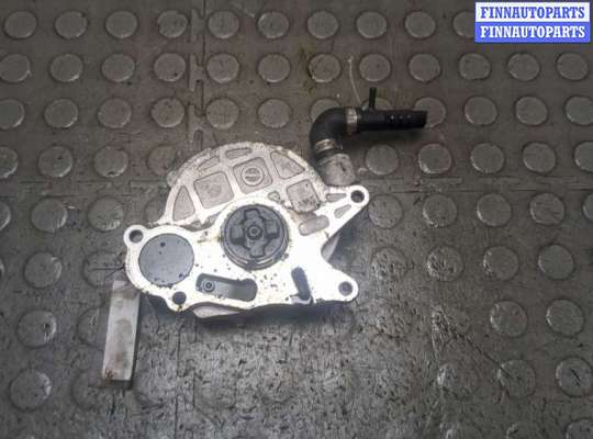 Насос вакуумный AU1755772 на Audi A4 (B8) 2007-2015