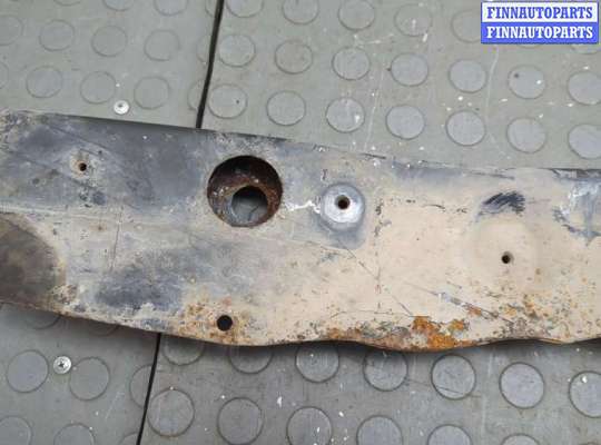 купить Балка под радиатор на Nissan Note E11 2005-2013