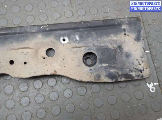 купить Балка под радиатор на Nissan Note E11 2005-2013