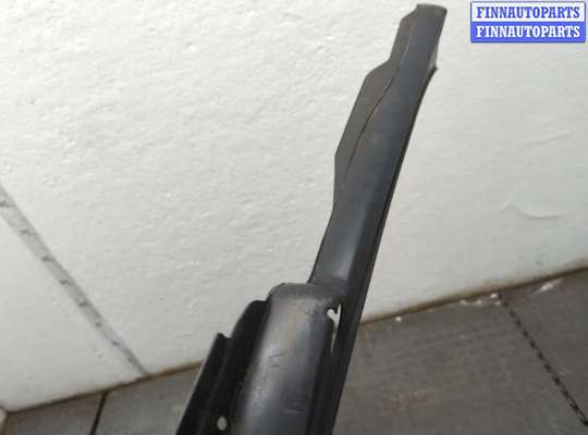 купить Жабо под дворники (дождевик) на Volkswagen Caddy 2004-2015