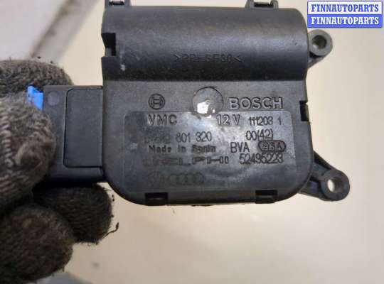 купить Электропривод заслонки отопителя на Volkswagen Touareg 2002-2007