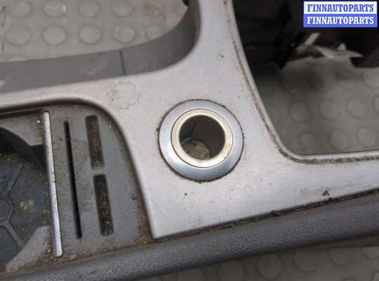 купить Консоль салона (кулисная часть) на Ford Focus 2 2008-2011