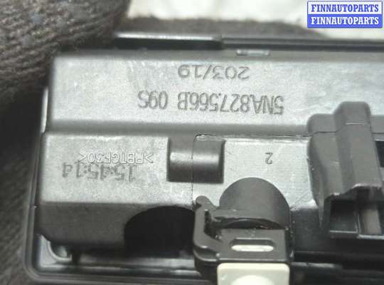 купить Кнопка открывания багажника с крышки на Volkswagen Tiguan 2016-2021