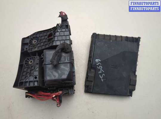 купить Блок предохранителей на Volkswagen Passat CC 2008-2012