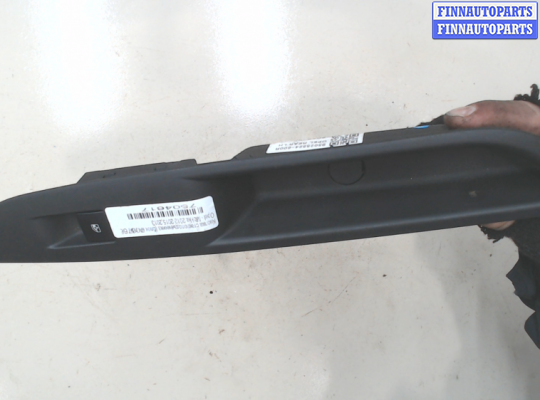 Блок управления стеклоподъёмниками на Chevrolet Tracker III (Trax)
