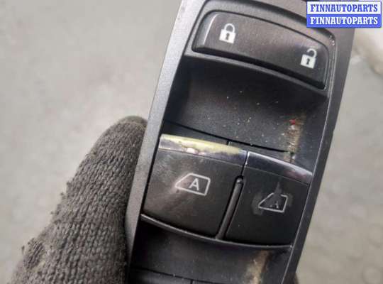 купить Кнопка стеклоподъемника (блок кнопок) на Infiniti QX80 2014-2017