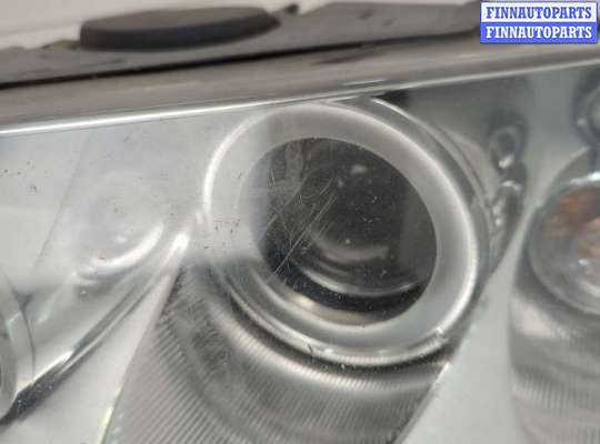 Фара передняя на Volkswagen Touareg I (7L)