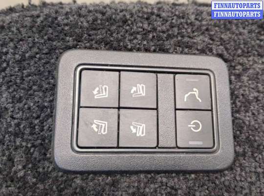 купить Пластик (обшивка) внутреннего пространства багажника на Land Rover Range Rover 4 2012-2021