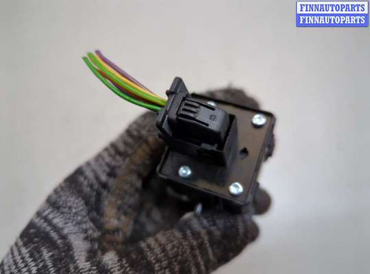 купить Кнопка стояночного тормоза (ручника) на Peugeot 3008 2009-2016