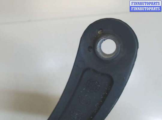 купить Щеткодержатель на Renault Megane 2 2002-2009