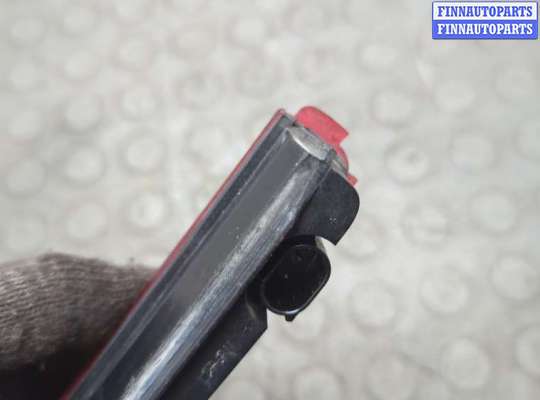 Фонарь (стоп-сигнал) центральный на Porsche Cayenne I (955/957)