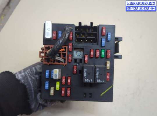 купить Блок предохранителей на Hummer H2