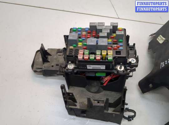 купить Блок предохранителей на Cadillac Escalade 2 2001-2006