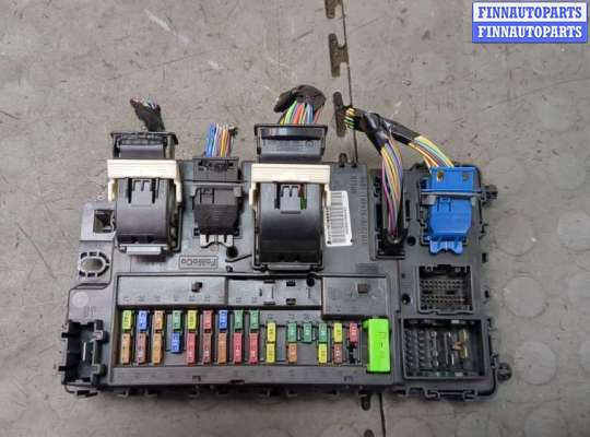 купить Блок предохранителей на Ford Edge 2018-2023