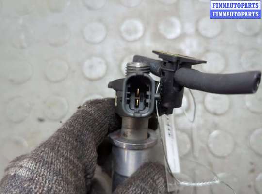 купить Форсунка топливная на Renault Laguna 2 2001-2007