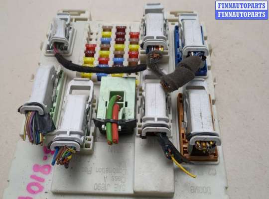 купить Блок предохранителей на Ford Escape 2015-2019