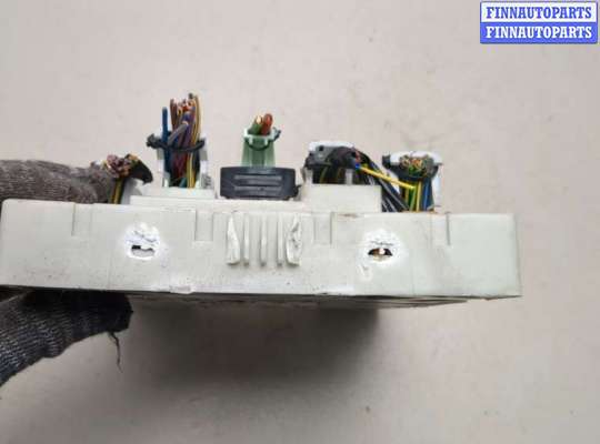 купить Блок предохранителей на Ford Escape 2015-2019