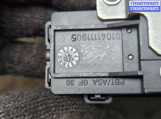 купить Замок багажника на Volvo S40 2004-2012