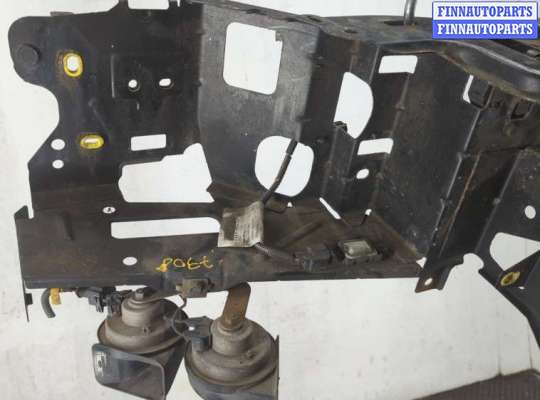 Планка телевизора верхняя на Volvo XC90