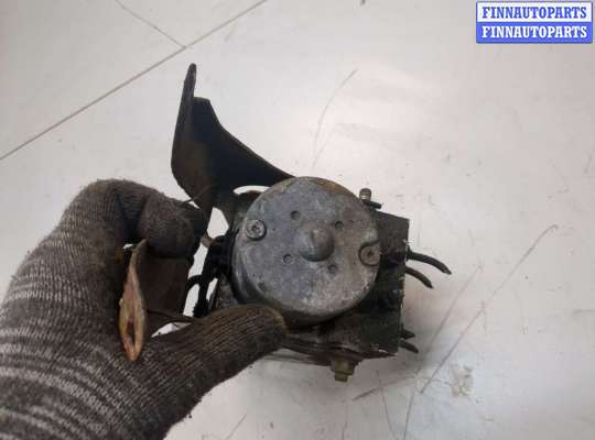 купить Блок АБС, насос (ABS, ESP, ASR) на Subaru Forester (S11) 2002-2008