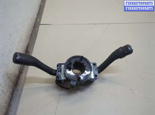 Переключатель поворотов и дворников (стрекоза) VG2709777 на Volkswagen Golf 4 1997-2006