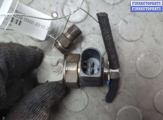 купить Форсунка топливная на Mercedes CLK W209 2002-2010