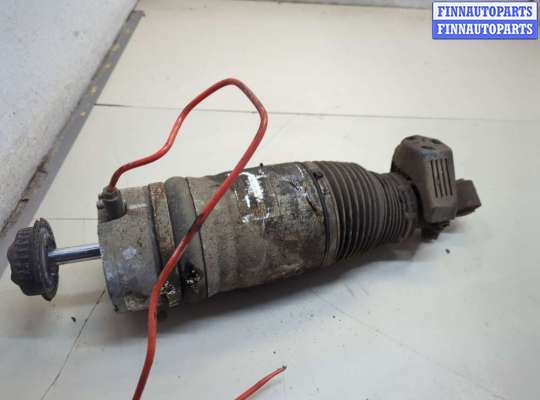 Амортизатор подвески AU1720617 на Audi Q7 2005-2015