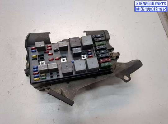 купить Блок предохранителей на Opel Sintra