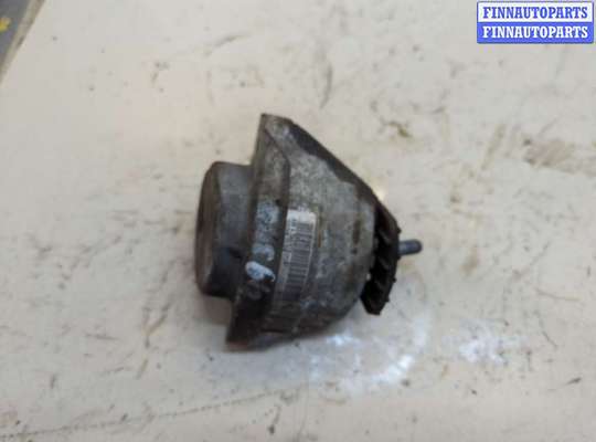 Подушка крепления двигателя BM3370993 на BMW 5 E60 2003-2010