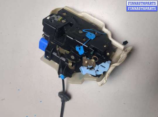 Замок боковой двери на Volkswagen Golf V (1K)