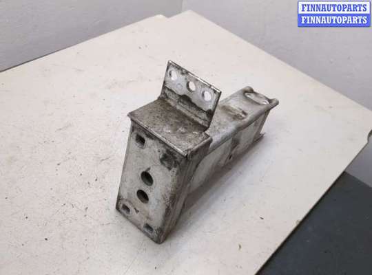 купить Кронштейн бампера на BMW X3 E83 2003-2010