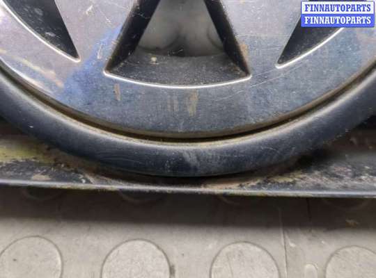 купить Решетка радиатора на Volkswagen Transporter 5 2003-2015