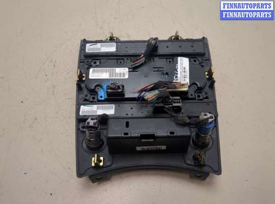 купить Кнопка обогрева сидений на Jeep Grand Cherokee 2004-2010