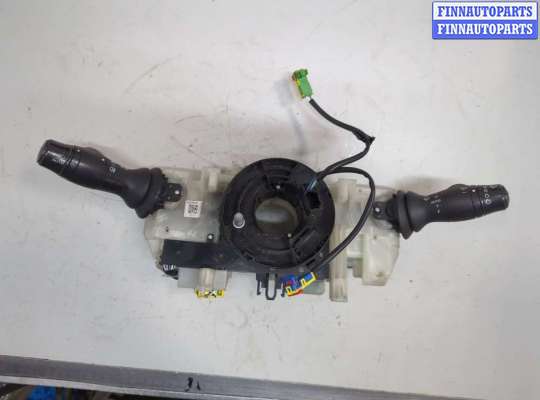 Переключатель поворотов и дворников (стрекоза) RN1587593 на Renault Scenic 2009-2012