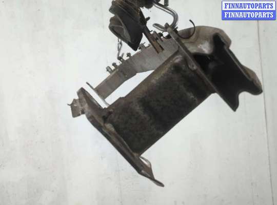 купить Усилитель бампера на Renault Megane 3 2009-2016