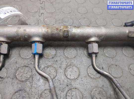 купить Рампа (рейка) топливная на Mercedes C W204 2006-2015