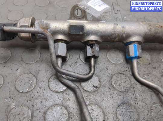 купить Рампа (рейка) топливная на Mercedes C W204 2006-2015