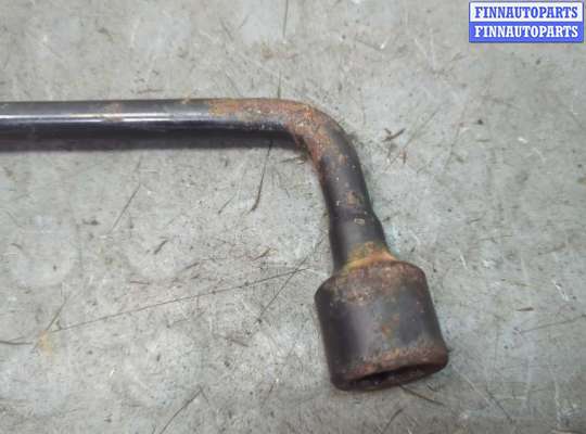 купить Ключ балонный на Hyundai Sonata 4 EF 2001-2005