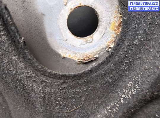 купить Решетка радиатора на Mercedes C W203 2000-2008