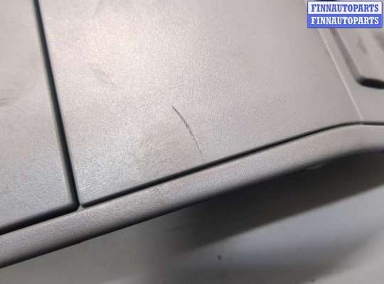 купить Фонарь салона (плафон) на Volkswagen Touareg 2006-2010