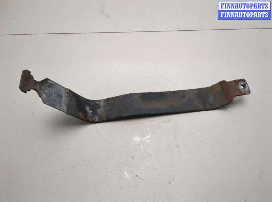 Крепление (лента) бензобака на Cadillac Escalade III (GMT 900)