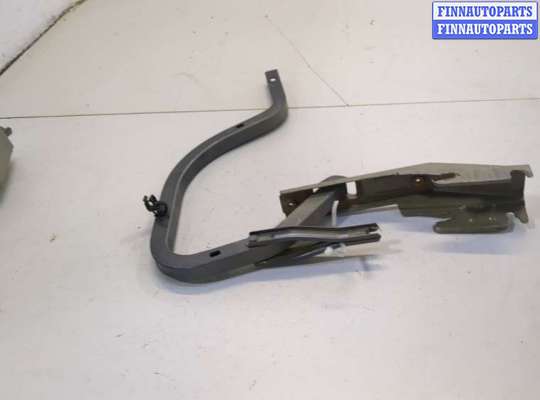 Петля крышки багажника на Toyota Camry XV40