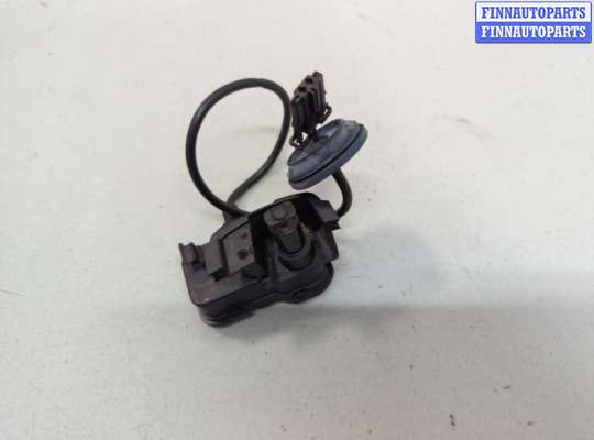 купить Электропривод запирания бака на Volkswagen Jetta 6 2010-2018