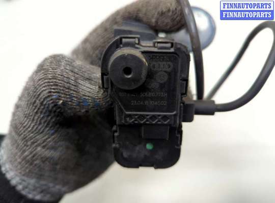 купить Электропривод запирания бака на Volkswagen Jetta 6 2010-2018