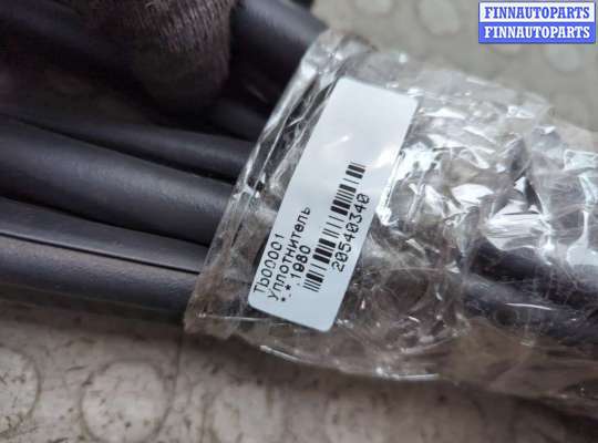 купить Уплотнитель на BMW 5 G30, G31 2017-2023