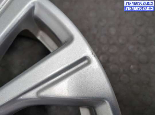 купить Колпачок литого диска на Ford Escape 2023-2025