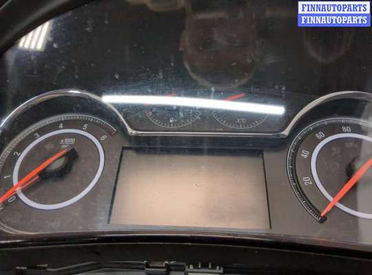 Щиток приборов на Opel Insignia