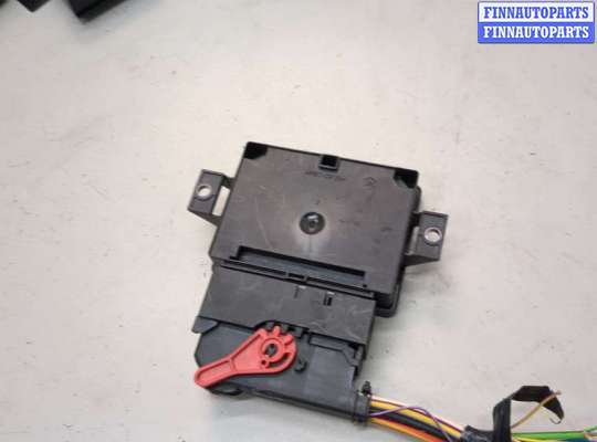 купить Блок управления стояночным тормозом на Land Rover Range Rover 4 2012-2021