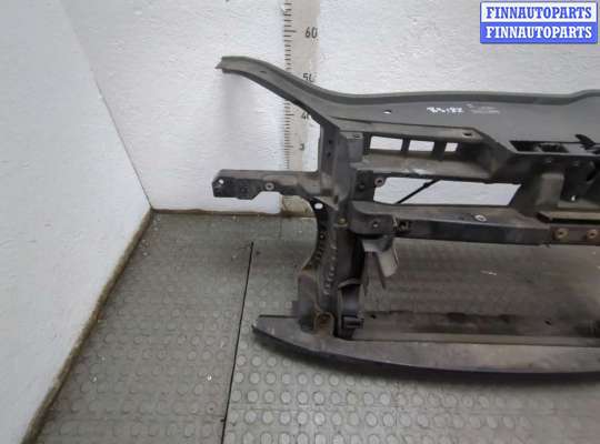 купить Рамка передняя (телевизор) на Volkswagen Golf 5 2003-2009